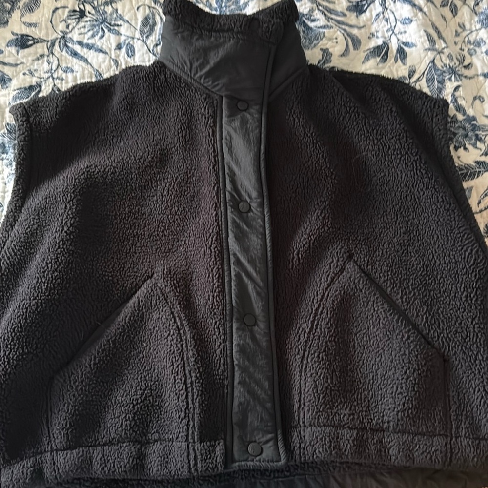 Free people vest